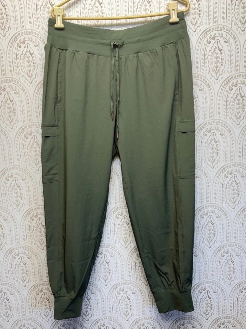Men's Olive Green Drawstring Cargo Jogger Pants